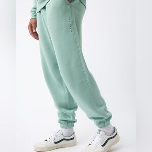 Cozy Earth Men's CityScape Sweatpant Size S NWT